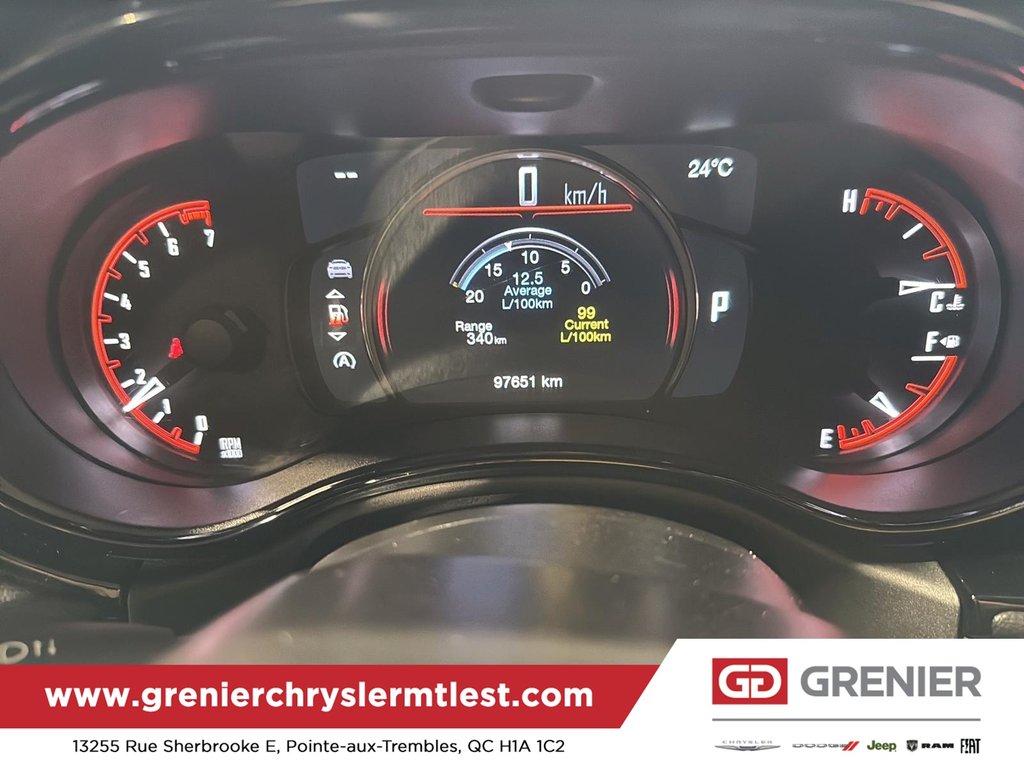 2022 Dodge Durango SXT BLACKTOP in Pointe-Aux-Trembles, Quebec - 27 - w1024h768px