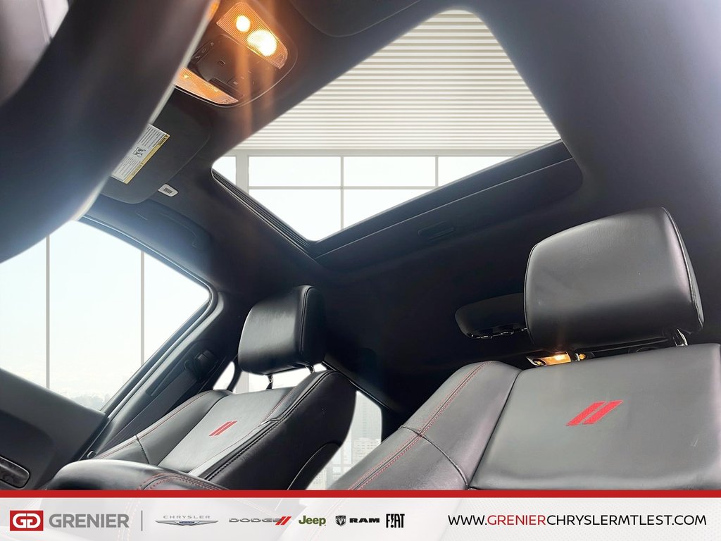 Dodge Durango R/T PLUS + AWD + BLACKTOP + 6 PASSAGERS 2024 à Pointe-Aux-Trembles, Québec - 12 - w1024h768px