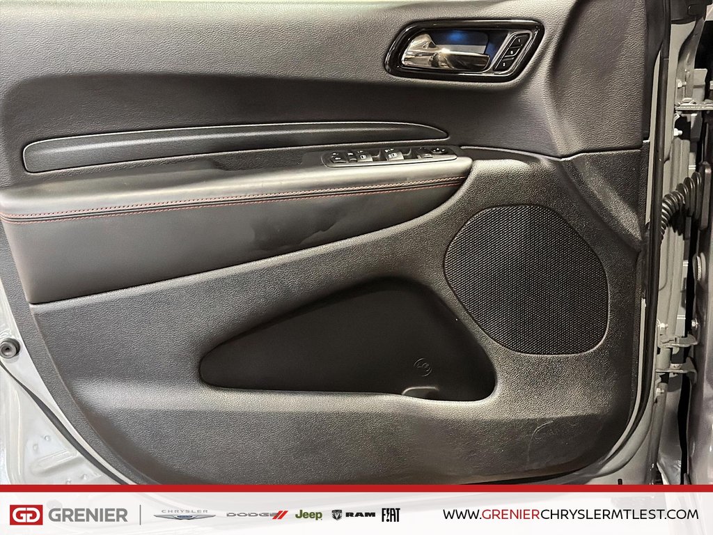 2025 Dodge Durango R/T + AWD + V8 HEMI 5.7L + TOIT OUVRANT in Pointe-Aux-Trembles, Quebec - 8 - w1024h768px