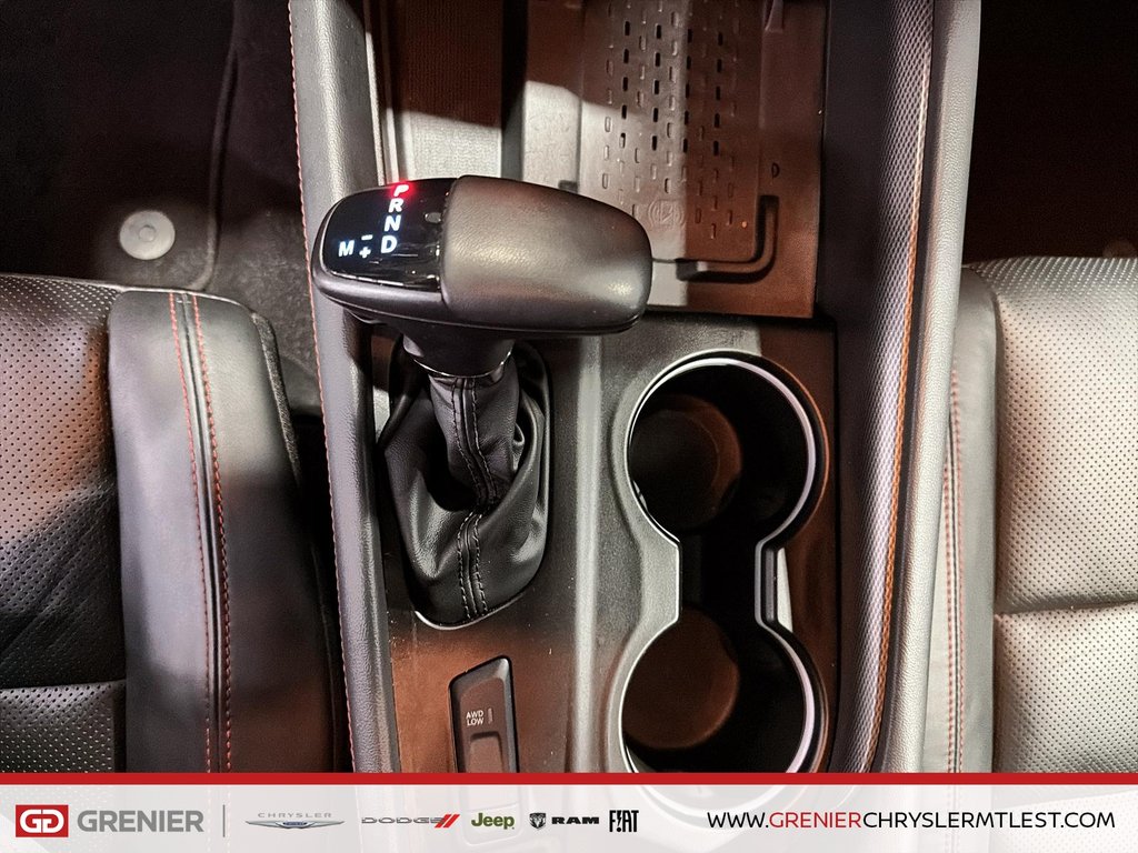 2025 Dodge Durango R/T + AWD + V8 HEMI 5.7L + TOIT OUVRANT in Pointe-Aux-Trembles, Quebec - 14 - w1024h768px