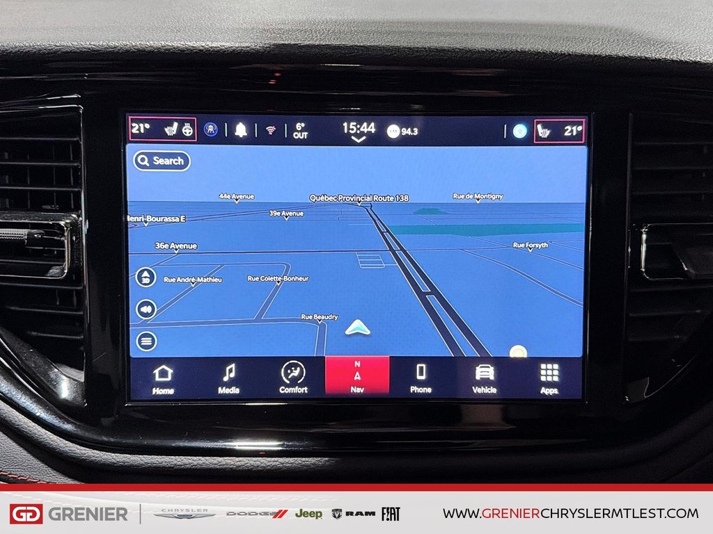 2025 Dodge Durango R/T + AWD + V8 HEMI 5.7L + TOIT OUVRANT in Pointe-Aux-Trembles, Quebec - 17 - w1024h768px