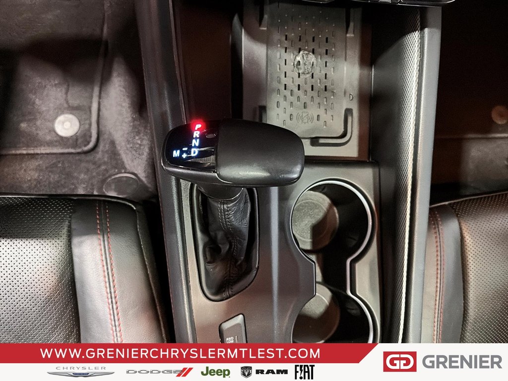 2025 Dodge Durango R/T + AWD + V8 HEMI 5.7L + TOIT OUVRANT in Pointe-Aux-Trembles, Quebec - 15 - w1024h768px