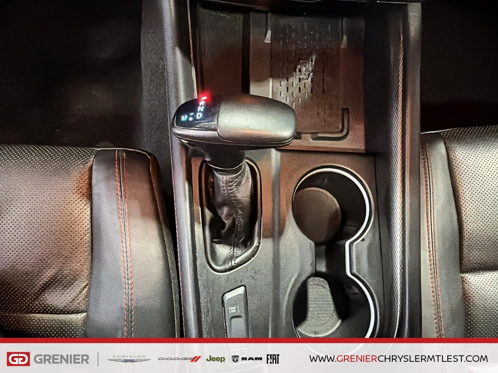 Dodge Durango R/T + AWD + V8 HEMI 5.7L + TOIT OUVRANT 2025 à Pointe-Aux-Trembles, Québec - 15 - w1024h768px