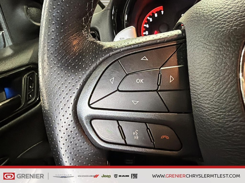 Dodge Durango R/T + AWD + V8 HEMI 5.7L + TOIT OUVRANT 2025 à Pointe-Aux-Trembles, Québec - 12 - w1024h768px