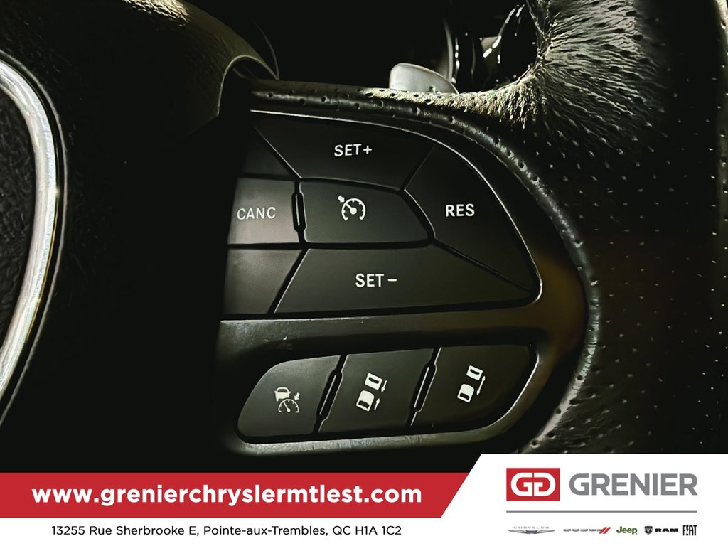 2025 Dodge Durango R/T BLACKTOP 6 SEATS in Pointe-Aux-Trembles, Quebec - 10 - w1024h768px