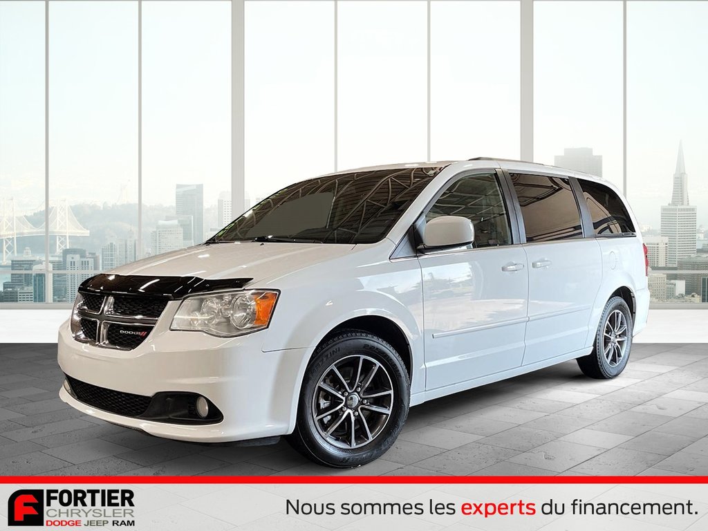 2017 Dodge Grand Caravan SXT PREMIUM PLUS + 7 PASSAGERS + in Pointe-Aux-Trembles, Quebec - 14 - w1024h768px