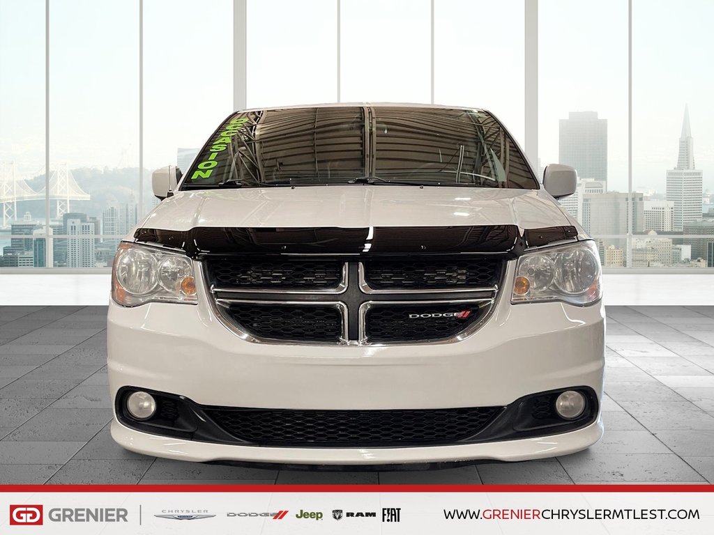 Dodge Grand Caravan SXT PREMIUM PLUS + 7 PASSAGERS + 2017 à Pointe-Aux-Trembles, Québec - 2 - w1024h768px