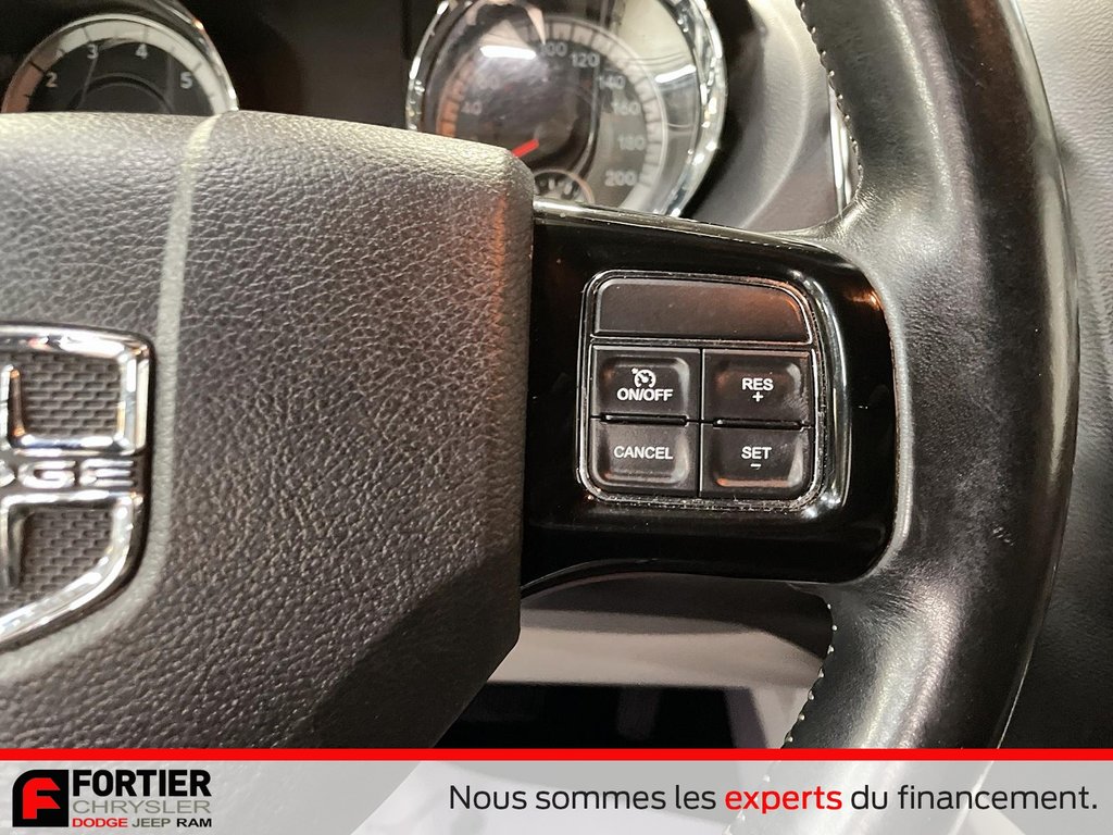 2017 Dodge Grand Caravan SXT PREMIUM PLUS + STOW N' GO + CUIR in Pointe-Aux-Trembles, Quebec - 13 - w1024h768px