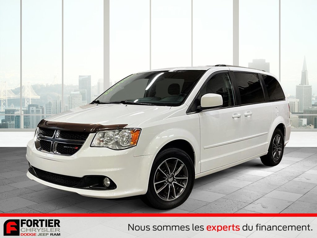 2017 Dodge Grand Caravan SXT PREMIUM PLUS + STOW N' GO + CUIR in Pointe-Aux-Trembles, Quebec - 17 - w1024h768px