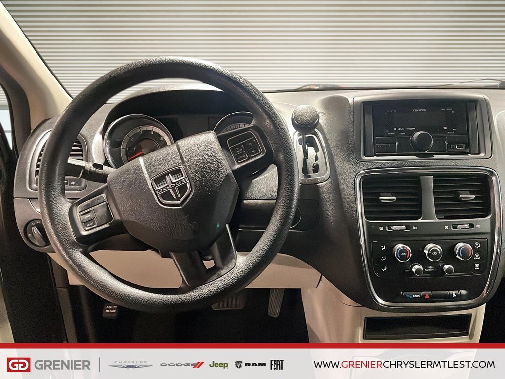 Dodge Grand Caravan SXT + STOW N GO + GROUPE ELECTRIQUE 2017 à Pointe-Aux-Trembles, Québec - 8 - w1024h768px