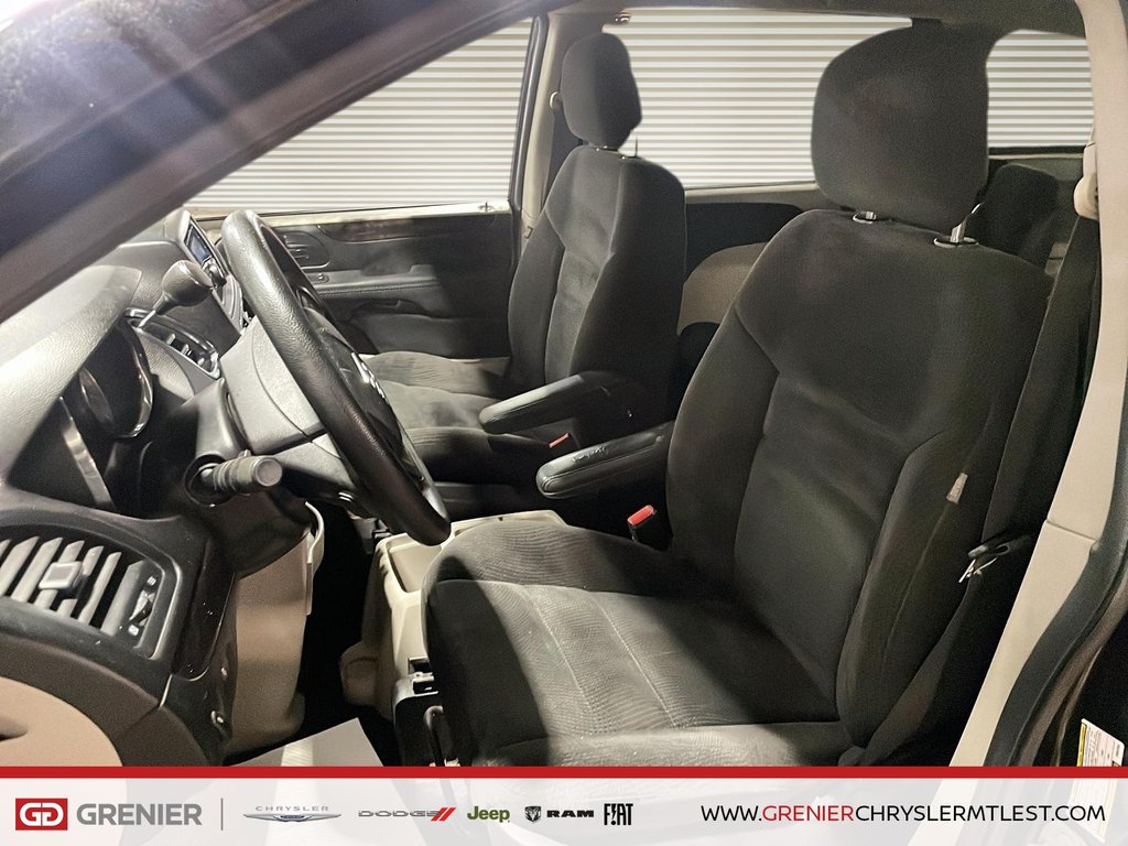 Dodge Grand Caravan SXT + STOW N GO + GROUPE ELECTRIQUE 2017 à Pointe-Aux-Trembles, Québec - 7 - w1024h768px