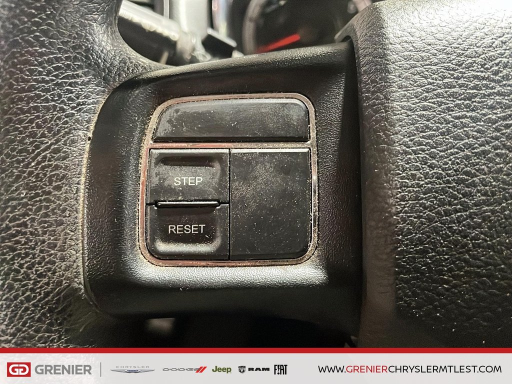 Dodge Grand Caravan SXT + STOW N GO + GROUPE ELECTRIQUE 2017 à Pointe-Aux-Trembles, Québec - 11 - w1024h768px