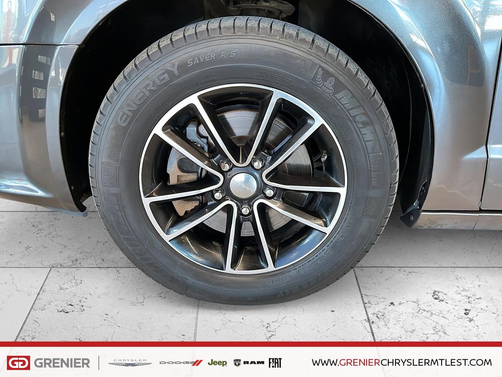 2018 Dodge Grand Caravan GT + CUIR + 7 PASSAGERS + STOW N GO in Pointe-Aux-Trembles, Quebec - 5 - w1024h768px