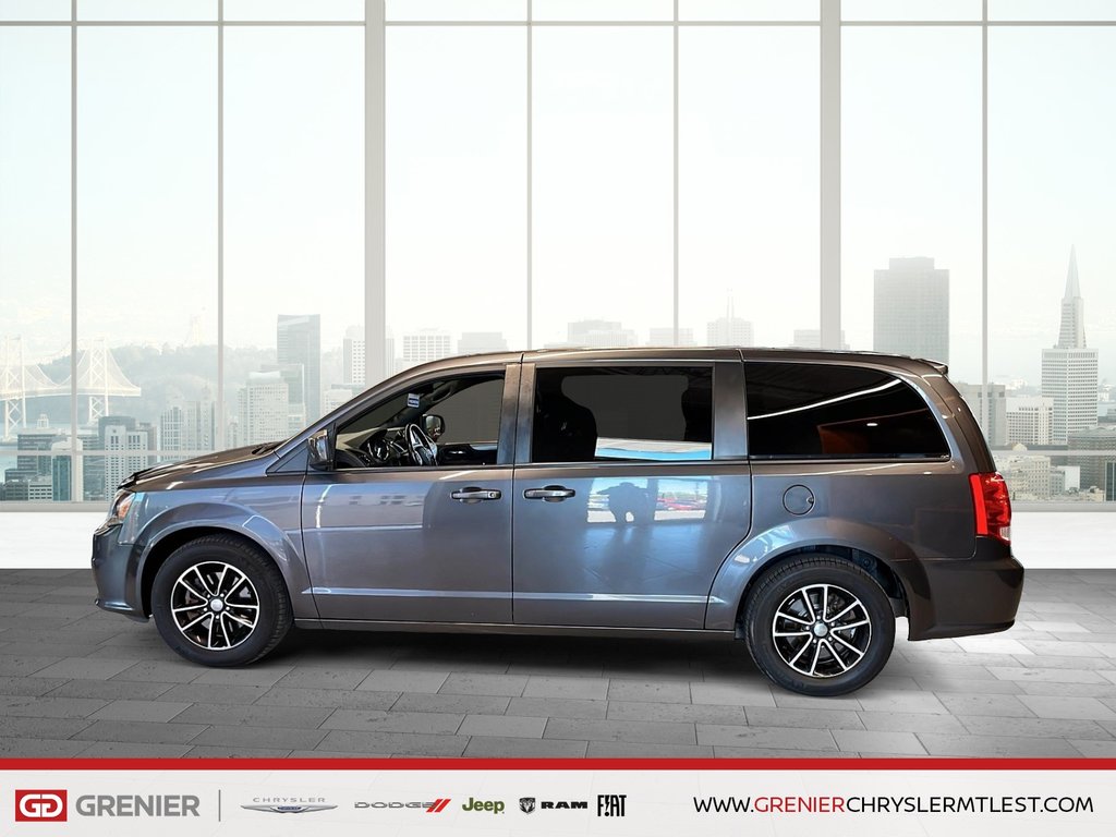 2018 Dodge Grand Caravan GT + CUIR + 7 PASSAGERS + STOW N GO in Pointe-Aux-Trembles, Quebec - 4 - w1024h768px