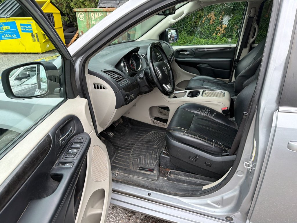 Dodge Grand Caravan Crew Plus 2019 à Pointe-Aux-Trembles, Québec - 12 - w1024h768px