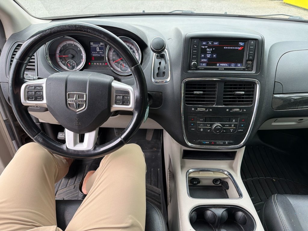 Dodge Grand Caravan Crew Plus 2019 à Pointe-Aux-Trembles, Québec - 16 - w1024h768px
