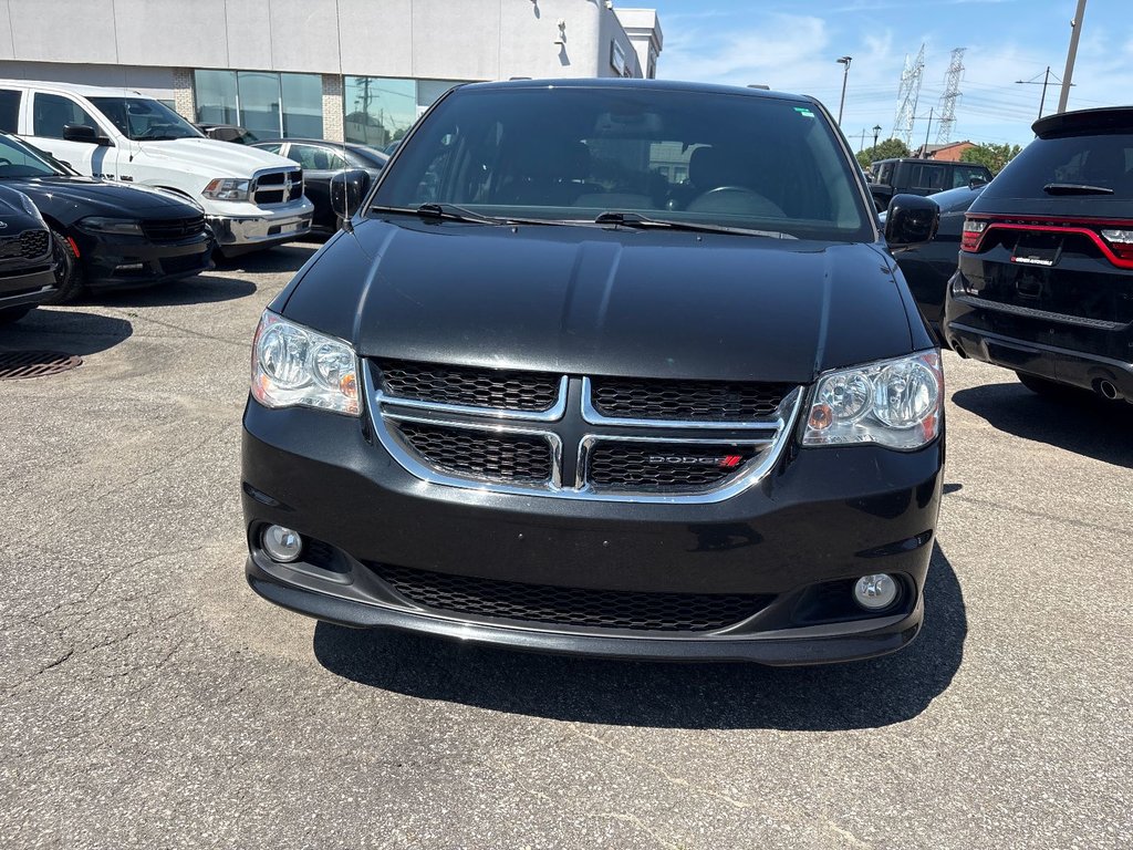 2020 Dodge Grand Caravan PREMIUM PLUS in Pointe-Aux-Trembles, Quebec - 3 - w1024h768px