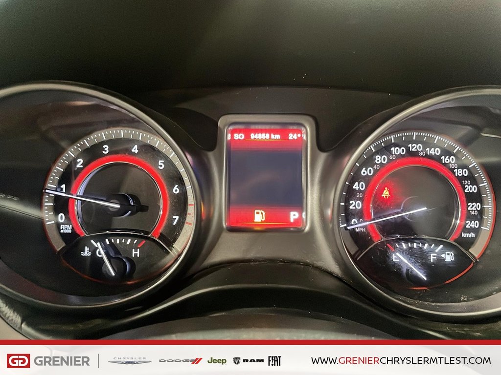 2018 Dodge Journey CROSSROAD + T/A + TOIT OUVRANT in Pointe-Aux-Trembles, Quebec - 11 - w1024h768px