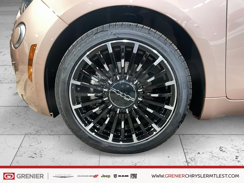 Fiat 500e LA PRIMA 2025 à Pointe-Aux-Trembles, Québec - 6 - w1024h768px