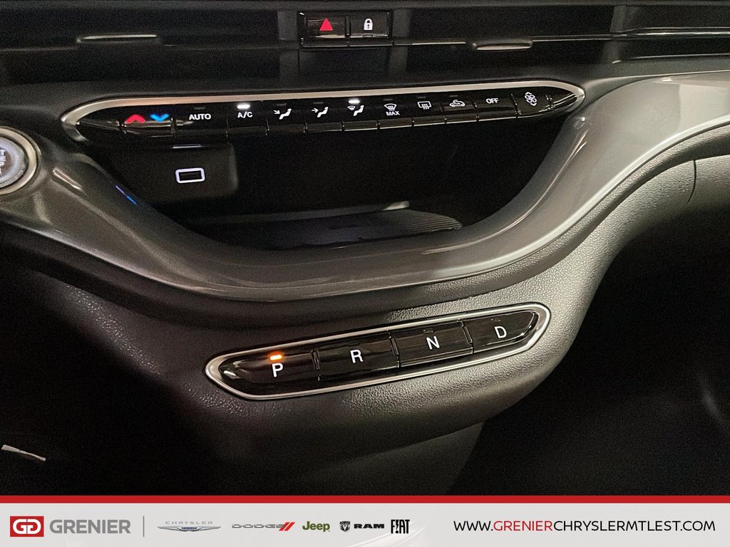 Fiat 500e LA PRIMA 2025 à Pointe-Aux-Trembles, Québec - 11 - w1024h768px