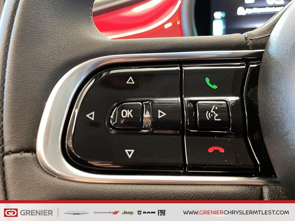 2025 Fiat 500e RED in Pointe-Aux-Trembles, Quebec - 11 - w1024h768px