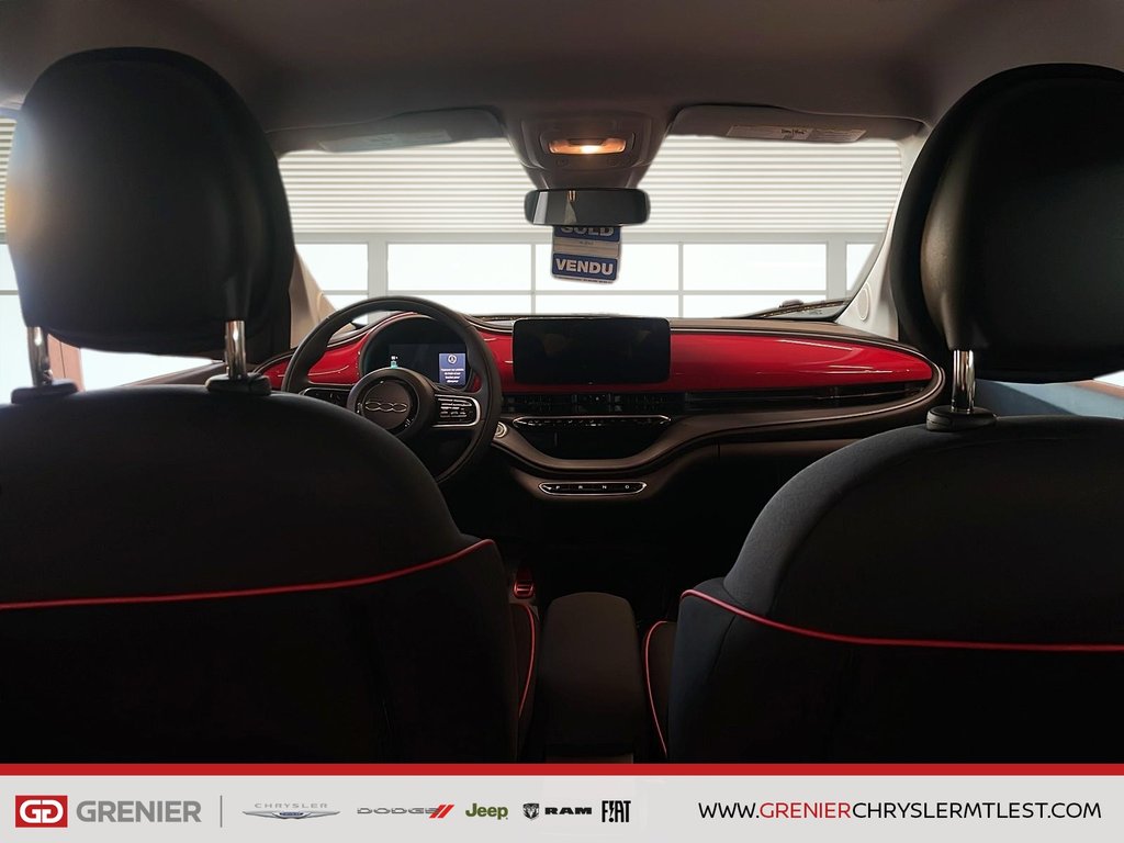 2025 Fiat 500e RED in Pointe-Aux-Trembles, Quebec - 9 - w1024h768px