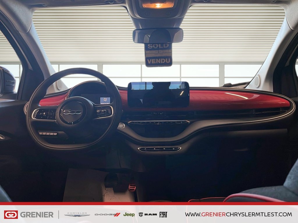 2025 Fiat 500e RED in Pointe-Aux-Trembles, Quebec - 9 - w1024h768px