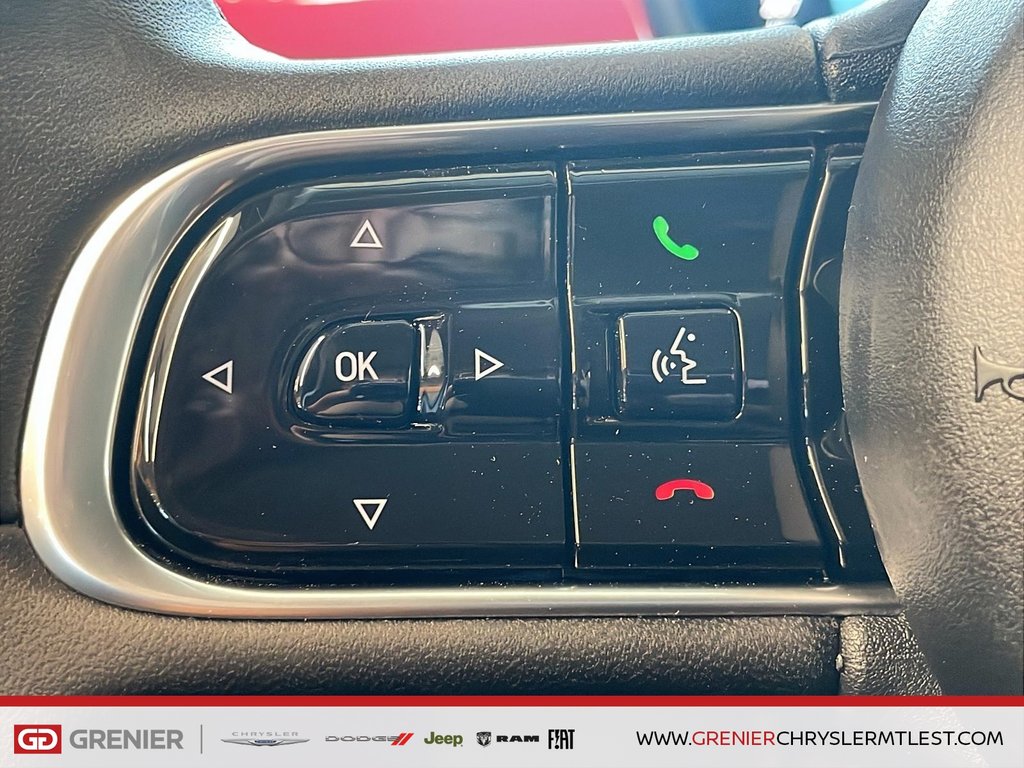 2025 Fiat 500e RED in Pointe-Aux-Trembles, Quebec - 12 - w1024h768px