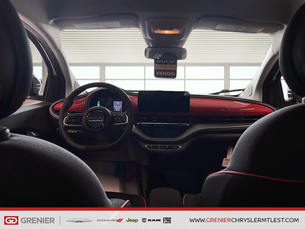 2025 Fiat 500e RED in Pointe-Aux-Trembles, Quebec - 8 - w1024h768px