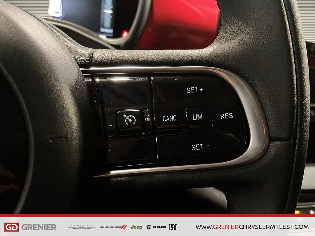 2025 Fiat 500e RED in Pointe-Aux-Trembles, Quebec - 11 - w1024h768px