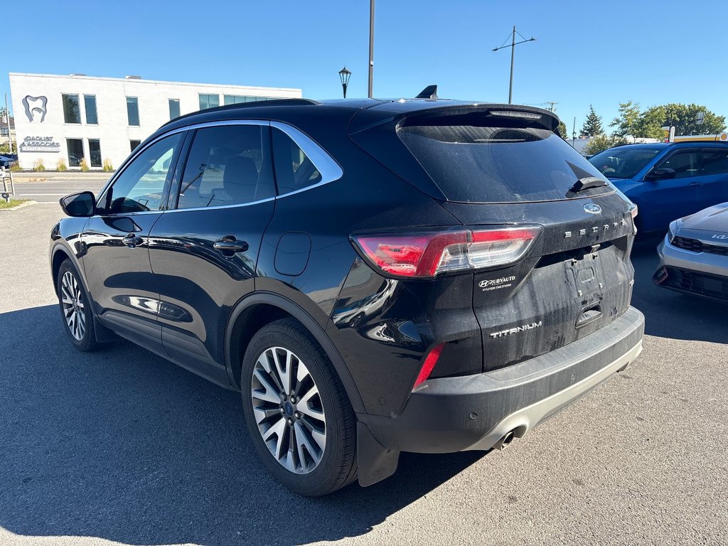 2020 Ford Escape Titanium Hybrid in Pointe-Aux-Trembles, Quebec - 15 - w1024h768px