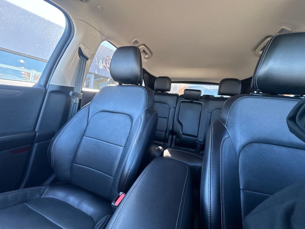 2020 Ford Escape Titanium Hybrid in Pointe-Aux-Trembles, Quebec - 30 - w1024h768px