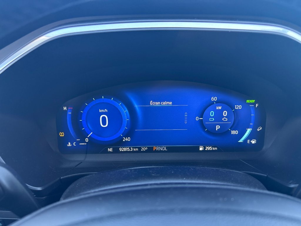 2020 Ford Escape Titanium Hybrid in Pointe-Aux-Trembles, Quebec - 22 - w1024h768px