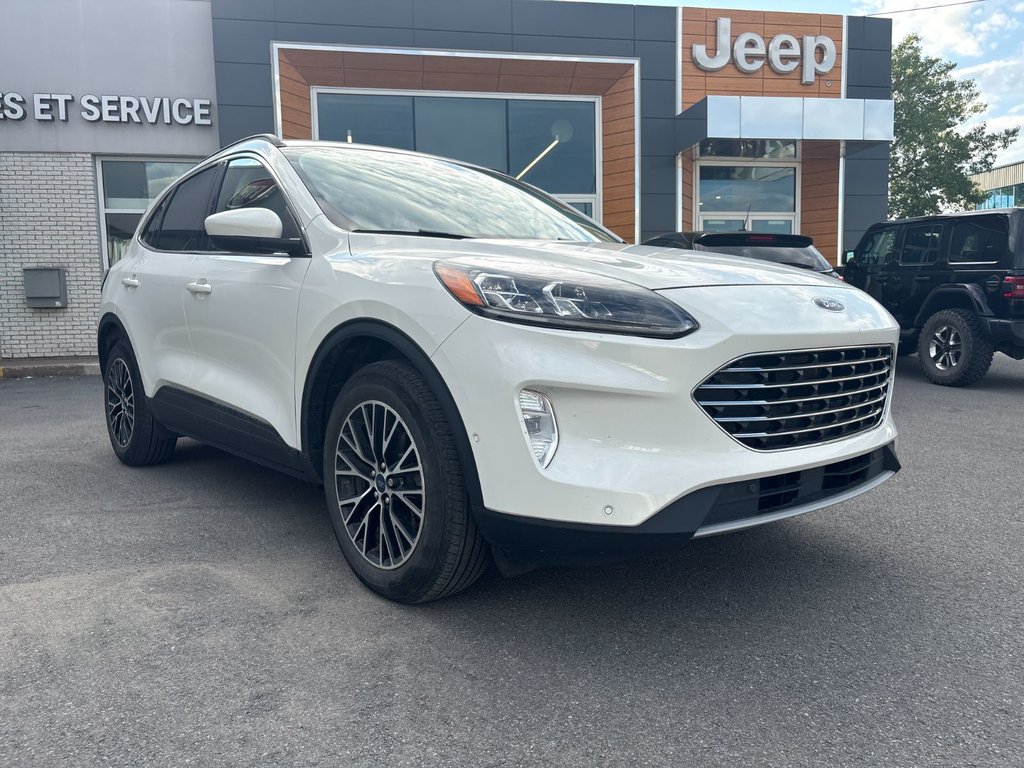 2021 Ford Escape Titanium Plug-In Hybrid in Pointe-Aux-Trembles, Quebec - 5 - w1024h768px