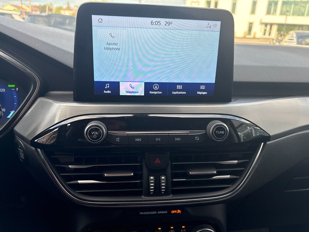 2021 Ford Escape Titanium Plug-In Hybrid in Pointe-Aux-Trembles, Quebec - 21 - w1024h768px