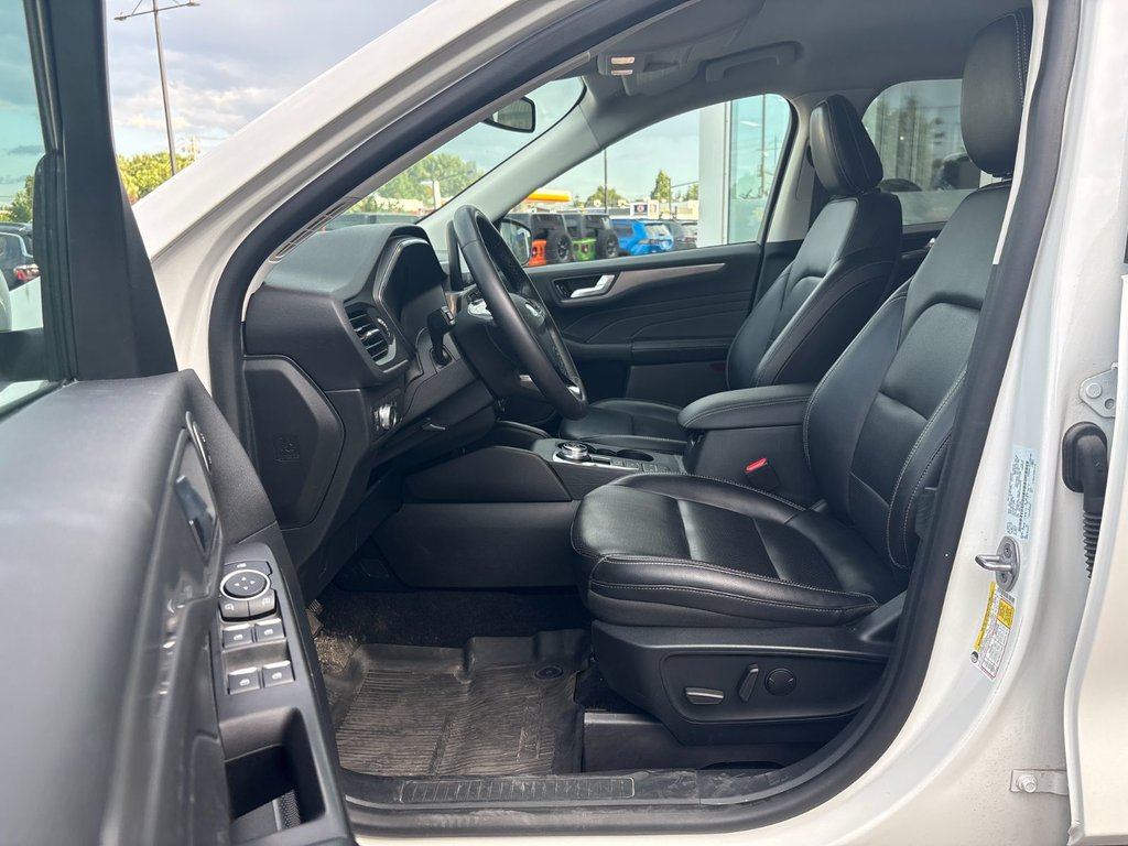 2021 Ford Escape Titanium Plug-In Hybrid in Pointe-Aux-Trembles, Quebec - 15 - w1024h768px
