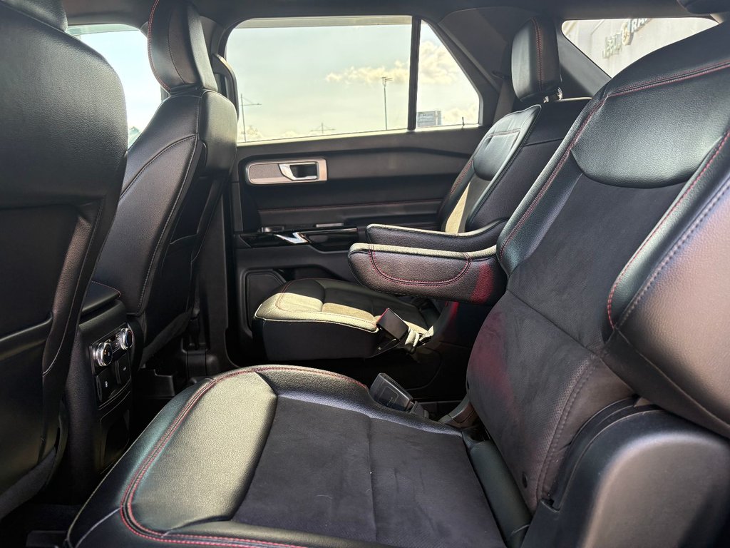 2022 Ford Explorer ST-Line in Pointe-Aux-Trembles, Quebec - 21 - w1024h768px