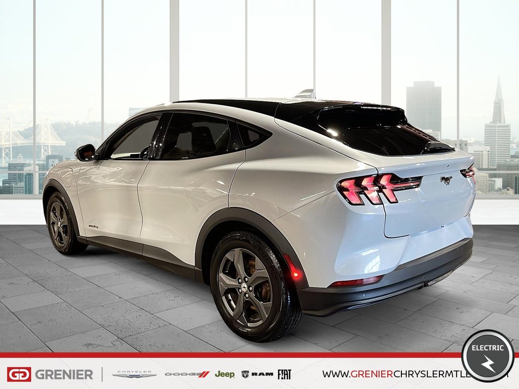 2022 Ford Mustang Mach-E SELECT + AWD + CUIR + CARPLAY in Pointe-Aux-Trembles, Quebec - 4 - w1024h768px