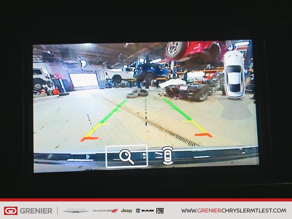 2022 Ford Mustang GT + V8 5.0L + GROUPE ELECTRIQUE in Pointe-Aux-Trembles, Quebec - 12 - w1024h768px