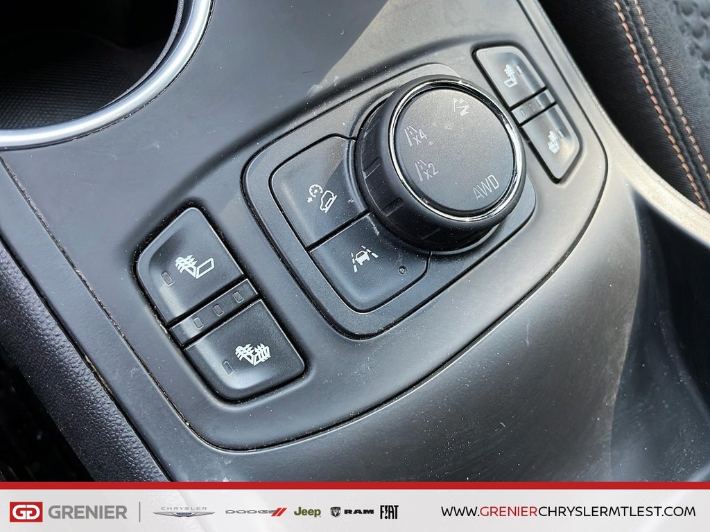 GMC Terrain SLE + AWD + CARPLAY 2021 à Pointe-Aux-Trembles, Québec - 11 - w1024h768px