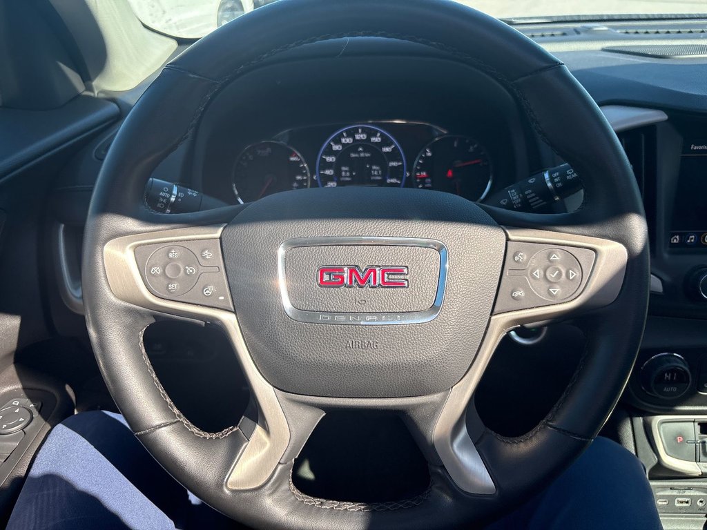 2024 GMC Terrain Denali in Pointe-Aux-Trembles, Quebec - 25 - w1024h768px