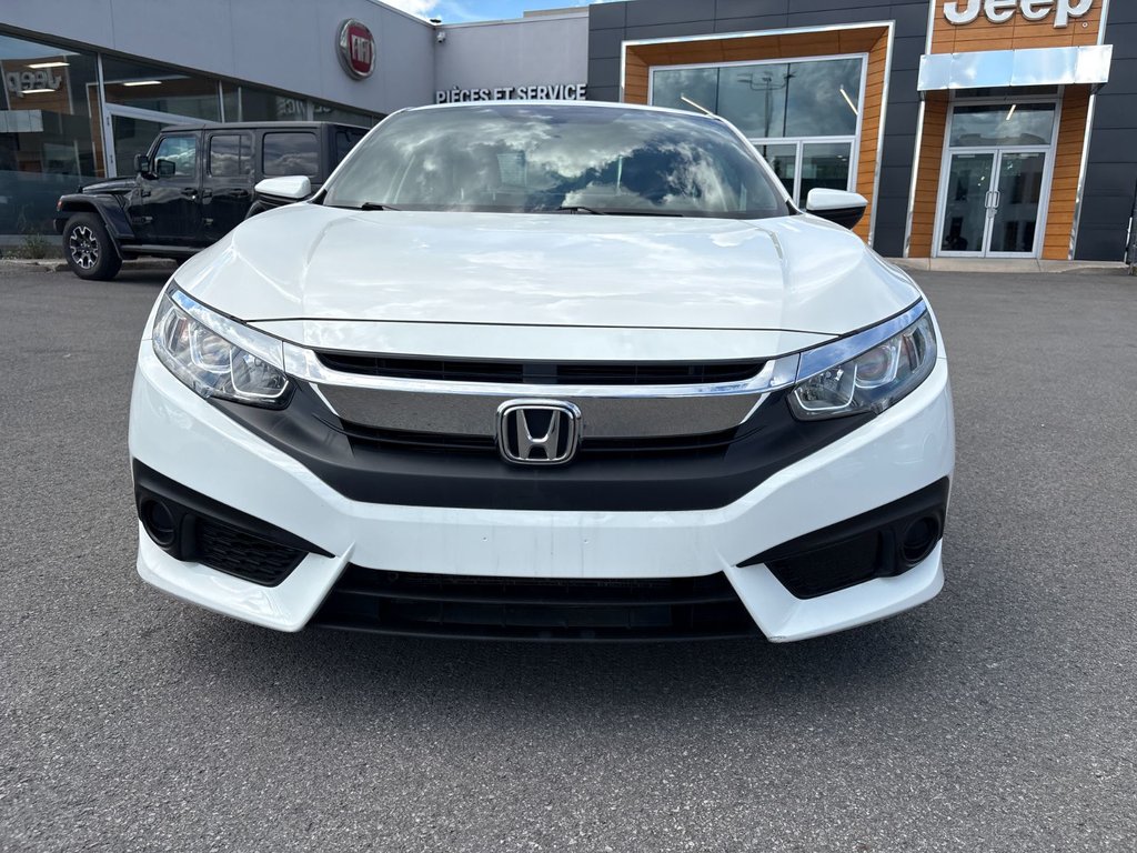 Honda Civic Coupe LX 2018 à Pointe-Aux-Trembles, Québec - 3 - w1024h768px