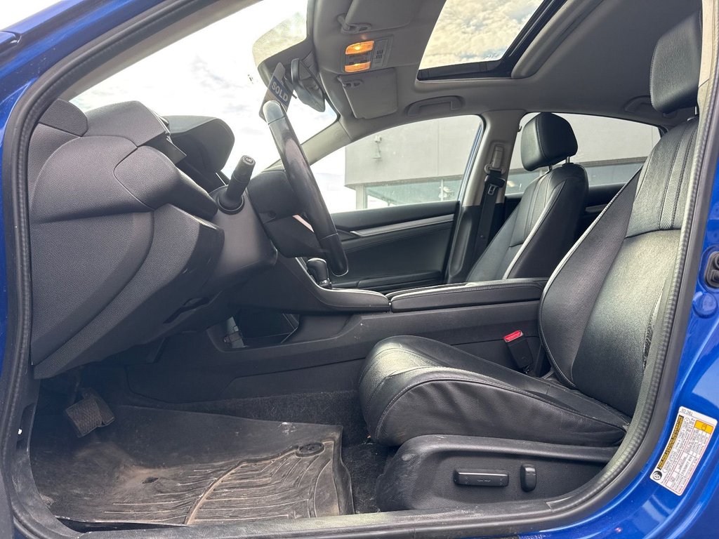 2017 Honda Civic Sedan Touring in Pointe-Aux-Trembles, Quebec - 8 - w1024h768px