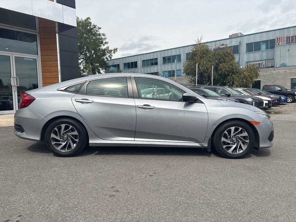 Honda Civic Sedan SE 2018 à Pointe-Aux-Trembles, Québec - 7 - w1024h768px