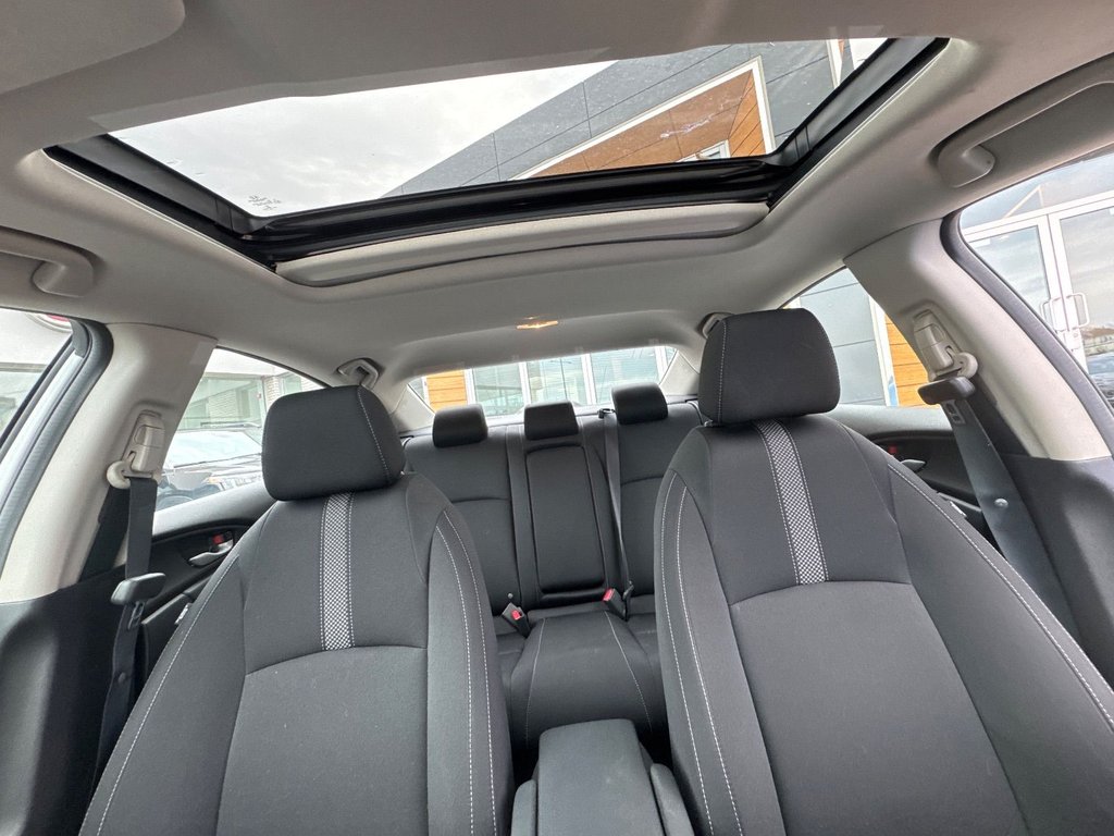 2019 Honda Civic Sedan EX in Pointe-Aux-Trembles, Quebec - 11 - w1024h768px