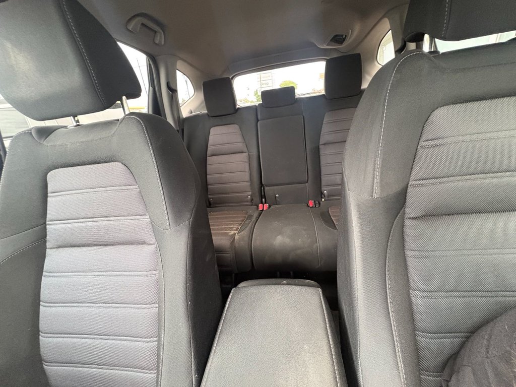 2017 Honda CR-V LX in Pointe-Aux-Trembles, Quebec - 7 - w1024h768px