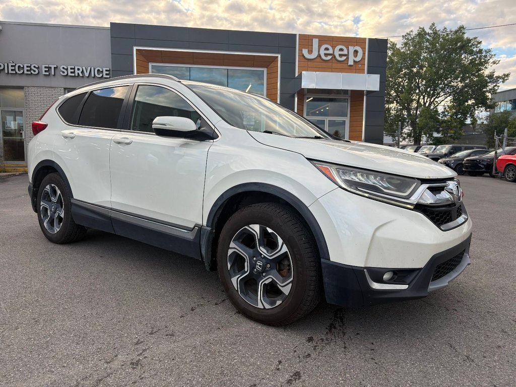 Honda CR-V TOURING 2017 à Pointe-Aux-Trembles, Québec - 3 - w1024h768px