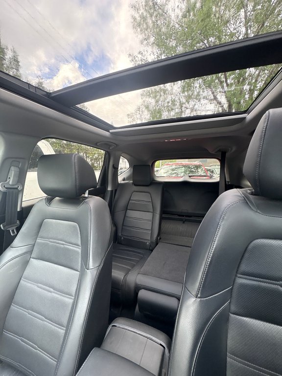 2022 Honda CR-V Touring AWD in Pointe-Aux-Trembles, Quebec - 11 - w1024h768px