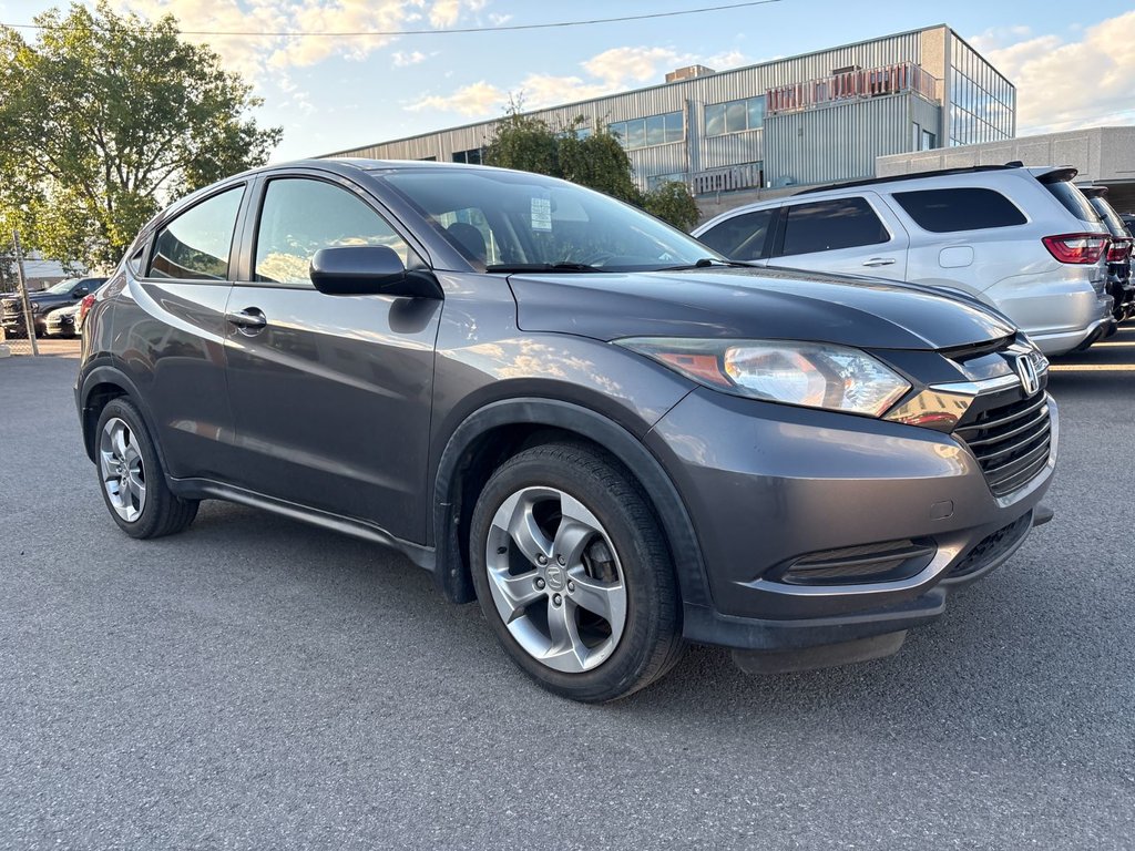 2018 Honda HR-V LX in Pointe-Aux-Trembles, Quebec - 5 - w1024h768px