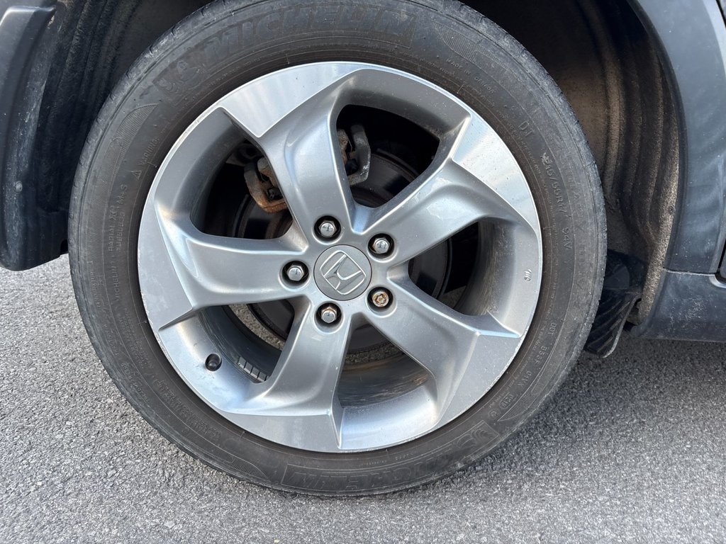 2018 Honda HR-V LX in Pointe-Aux-Trembles, Quebec - 9 - w1024h768px
